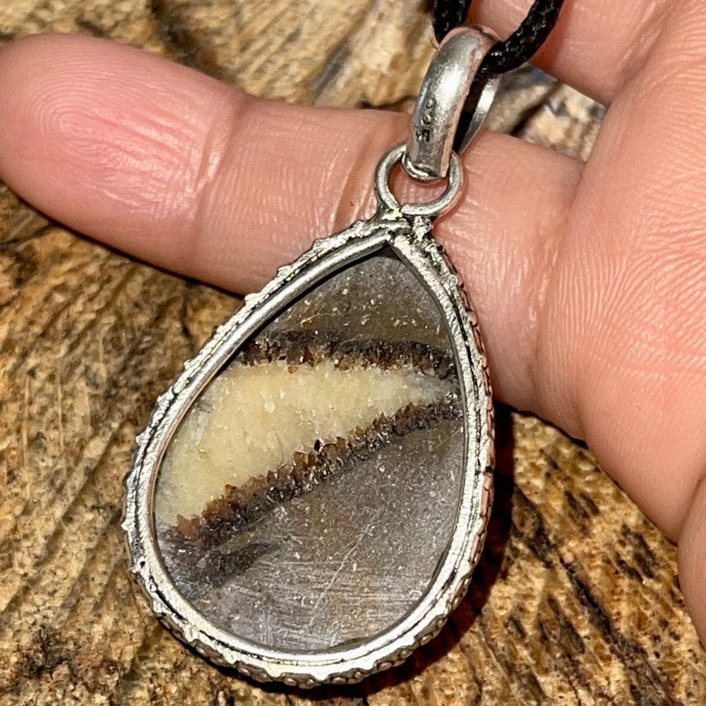 Septarian Nodule Dragon Stone Pendant 1 7/8” - Picture 9 of 10